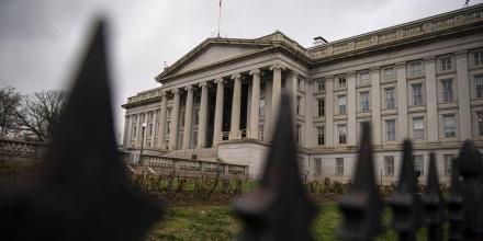 Debt-Ceiling Standoff Warps Treasury Trading